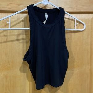 Black crop top XS